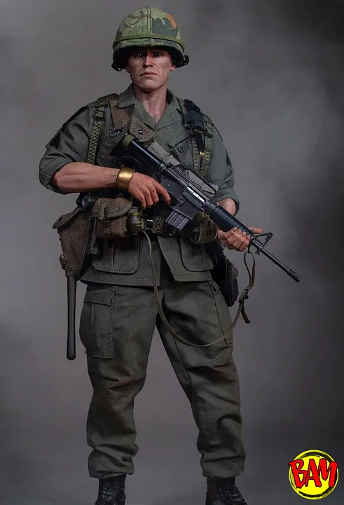 DAMTOYS: DMS047 Sergeant Elias 1/6 Scale Action Figure (Platoon)