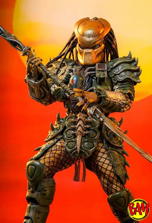 Hot Toys: CMS029 Broken Tusk Predator 1/6 Scale Action Figure (Alien VS Predator)