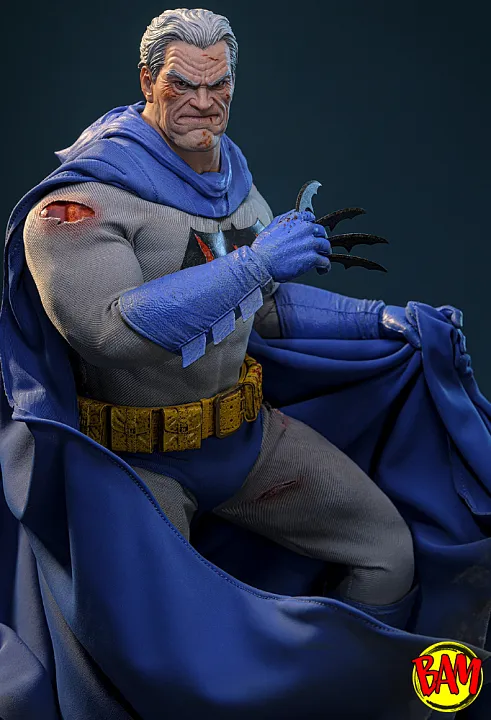 Hot Toys: CMS031 Batman 1/6 Scale Actionfigur (Battle Damaged Version)