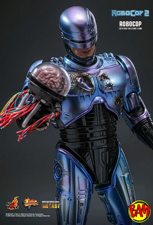 Hot Toys: MMS827D74 RoboCop 1/6 Scale Action Figure (RoboCop 2)