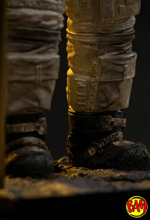 Iron Studios: Legacy Replica 1/4 Apollo 11 Astronaut Statue (NASA)