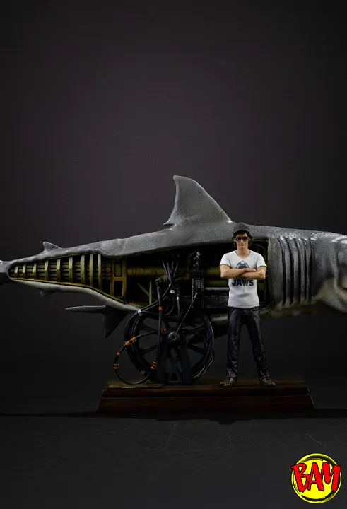 Iron Studios: Deluxe Art Scale 1/10 Steven Spielberg 50th anniversary Statue (Der weiße Hai)