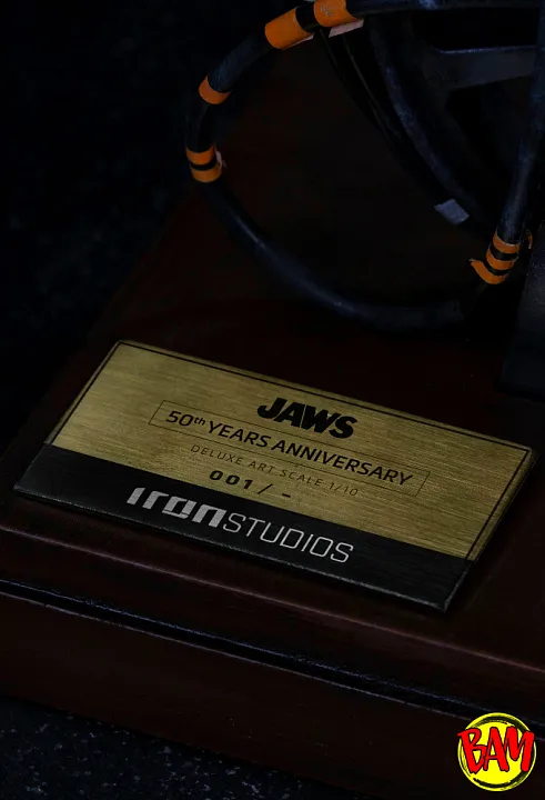 Iron Studios: Deluxe Art Scale 1/10 Steven Spielberg 50th anniversary Statue (Der weiße Hai)