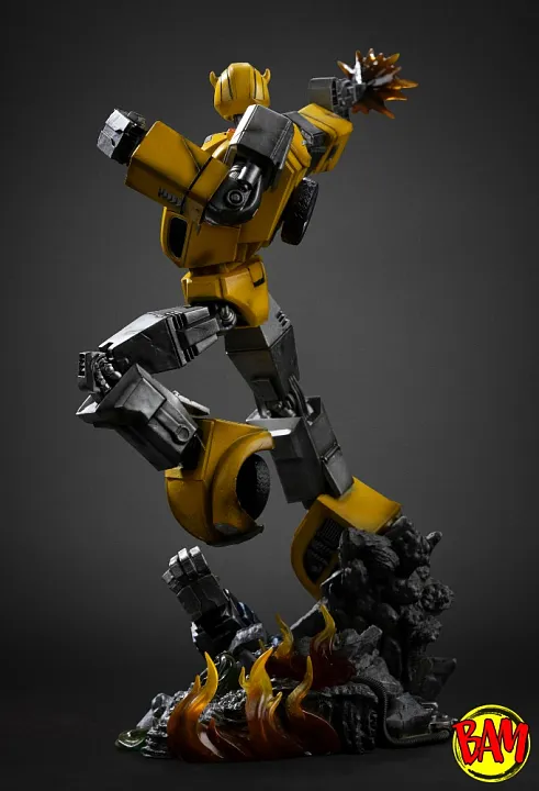 Iron Studios: Demi Art Scale 1/20 Bumblebee Statue (Transformers)