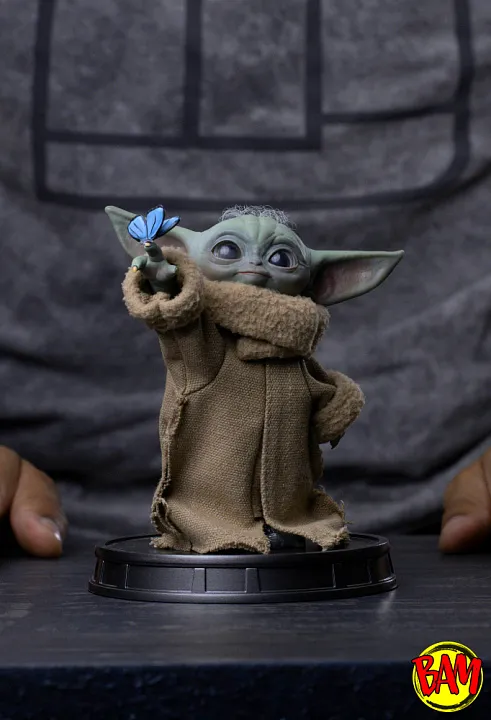 Iron Studios: Grogu Butterfly Wonder Statue (Star Wars | The Mandalorian and Grogu)