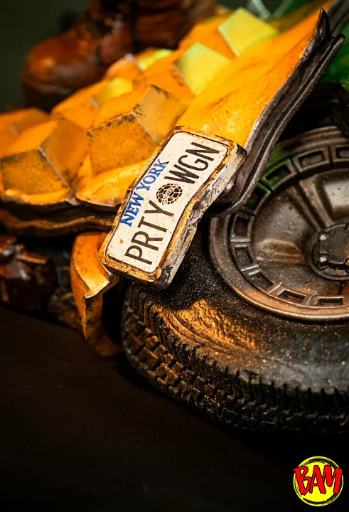 PCS: Rocksteady Statue (Teenage Mutant Ninja Turtles)