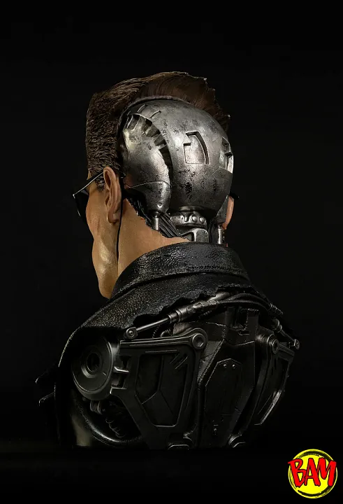 PureArts: T-800 Battle Damaged Life-Size Art Mask | Model 101 (Terminator 2)