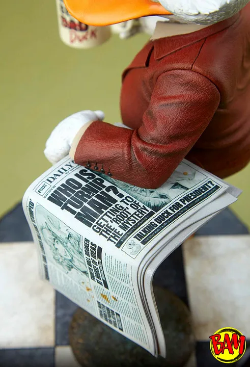 Sideshow: Premium Format Figure Howard the Duck (Marvel)