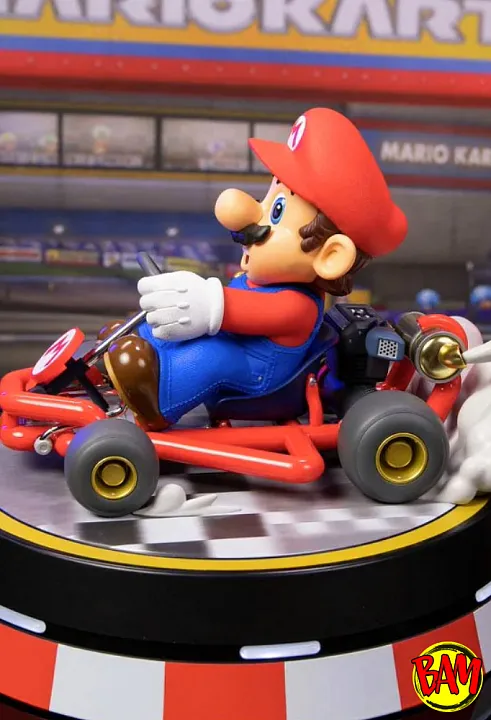 First 4 Figures: Super Mario Kart Drift Statue (Nintendo)