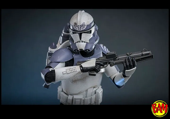 Hot Toys: TMS142 | 104th Battalion Wolfpack Clone Trooper 1/6 Scale Action Figure (Star Wars)