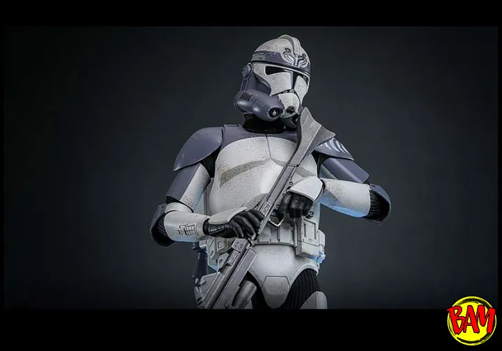 Hot Toys: TMS142 | 104th Battalion Wolfpack Clone Trooper 1/6 Scale Action Figure (Star Wars)